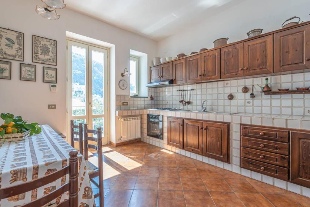 Casa Gege', For Up To 5 Guests, Shared Pool, Sorrento Center Exterior foto